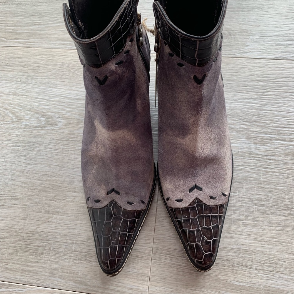 Donald J. Pliner ~ Western Couture Collection